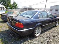 2000 BMW 740