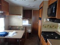 2009 DUTCHMAN Aristocrat 18B